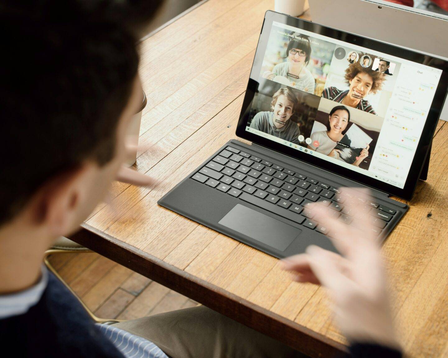 Person having an online meeting